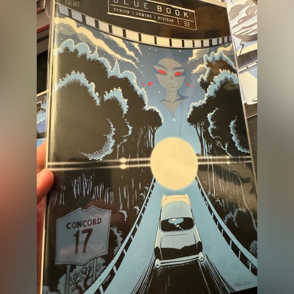 Blue Book Comic Series - Original Series - Picture 4 of 6